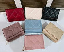 Cargar imagen en el visor de la galería, Cartera de dama chica
