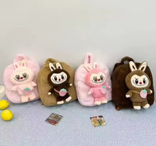 Cargar imagen en el visor de la galería, Mochila de peluche LABUBU MOD 2389
