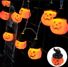 Cargar imagen en el visor de la galería, Guirnalda de luces de calabaza para decoración de Halloween, cadena de iluminación de calabaza sonriente para exteriores
