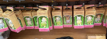 Cargar imagen en el visor de la galería, Figuras de Anime Sylvanian genuinas, muñeco de bebé único, gato, casa de juegos familiar para niños, juguete Kawaii, modelo lindo TERNURINES
