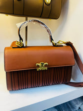Cargar imagen en el visor de la galería, Bolsa de dama premium vinipiel MOD SL 230
