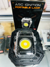 Cargar imagen en el visor de la galería, Encendedor electrico recargable con lámpara / arc ignition portable lamp / d52-2 con estuche MOD ZE-2182
