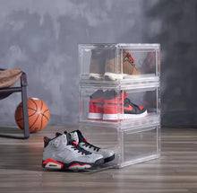 Cargar imagen en el visor de la galería, Caja de almacenamiento de zapatos, armario de zapatos deportivo antioxidante, transparente, exhibición de pared MOD X1
