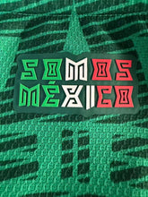 Cargar imagen en el visor de la galería, Playera de Mexico de jugador premium A
