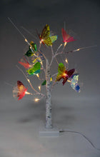 Cargar imagen en el visor de la galería, Árbol led de mariposas lámpara de adorno para muro o mueble MOD SDD1265
