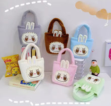 Cargar imagen en el visor de la galería, Bolsa de moda peluche LABUBU MOD 3806
