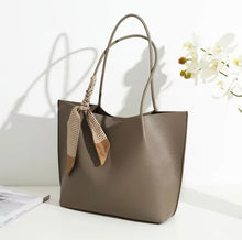 Cargar imagen en el visor de la galería, Bolsa de moda  combo 2 pz MOD AH529

