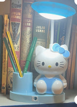Cargar imagen en el visor de la galería, Lámpara con soporte de lápices Infantil Led kawaii Usb Recargable MOD T907
