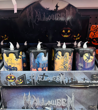 Cargar imagen en el visor de la galería, Luces LED de Halloween, lámpara de vela de sujeción de fantasma de calavera de terror, decoración de fiesta de Halloween MOD ZE-1444
