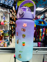 Cargar imagen en el visor de la galería, Vaso motivacional kawai Botella de agua de gran  2L  con sticker Capybara y varios 3D figura pegatina MOD 8106
