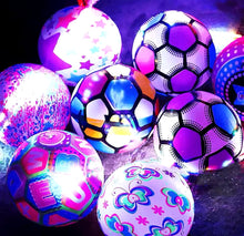 Cargar imagen en el visor de la galería, Pelota de luz 12 piezas Pelota luminosa portátil para deportes, pelota hinchable de goma, parpadeante, juegos interactivos al aire libre, juguetes para padres e hijos
