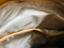 Cargar imagen en el visor de la galería, Bolsa de dama combo 2 pz PREMIUM MOD BY-19103
