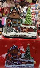 Cargar imagen en el visor de la galería, Villa navideña, carreta cabaña con ocho canciones, función de Luz Led, cable USB incluido MOD W706
