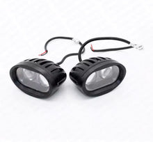 Cargar imagen en el visor de la galería, Faro led 2 ojos blanco contorno de ángel con luz alta y baja y estrobo MOD RS-LED-13003W-BU
