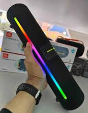 Cargar imagen en el visor de la galería, Bocina barra circular de BT XTREME P22 pro 12 Horas
