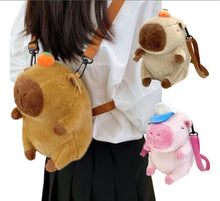 Cargar imagen en el visor de la galería, Mochila de Capybara chica MOD MC-K103
