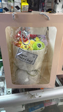 Cargar imagen en el visor de la galería, Arreglo de flores de peluche grande MOD CZHY-09228
