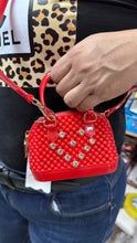Cargar imagen en el visor de la galería, Bolsos de silicon transparentes de PVC para mujer, bolsos cruzados de hombro, bolsos cuadrados pequeños MOD 6002
