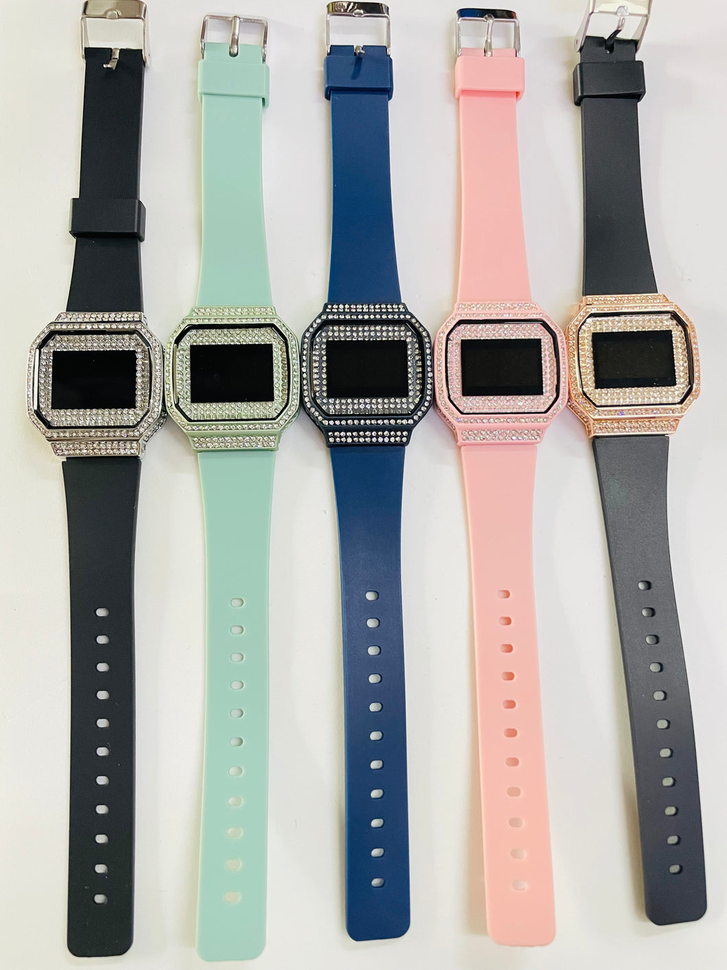 Reloj digital de dama con brillos correa de silicon