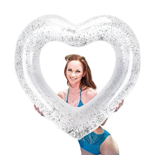 Cargar imagen en el visor de la galería, Flotador inflable en forma de corazón brillante
