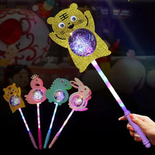 Cargar imagen en el visor de la galería, Varita Led brillante con tres modos de Flash para niños, juguete de dibujos animados
