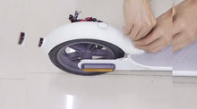 Cargar y reproducir el video en el visor de la galería, Salpicaderos o guardabarros de patín eléctrico

