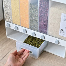 Cargar imagen en el visor de la galería, Caja de almacenamiento de arroz sellada para el hogar, contenedor de granos de cereales montado en la pared, dispensador de alimentos secos, tarro de almacenamiento de granos, organizador de cocina MOD 812
