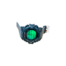 Cargar imagen en el visor de la galería, Reloj digital cronometró resistente al agua 20 m luz led color y correa de silicon
