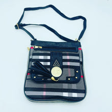Cargar imagen en el visor de la galería, Mariconera  de moda MOD W8112 gris - mychinashop.com
