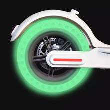 Cargar imagen en el visor de la galería, Patín eléctrico scooter adulto 30km/h llantas florecientes antiponchaduras de aluminio frenos de disco MOD SS2 batería 7.8 - mychinashop.com
