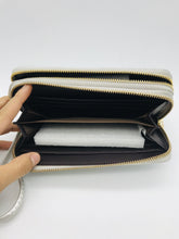 Cargar imagen en el visor de la galería, CARTERA PARA DAMA MOD Ap010 plata - mychinashop.com
