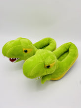 Cargar imagen en el visor de la galería, Pantufla mediana del 18 al 20 - mychinashop.com
