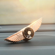 Cargar imagen en el visor de la galería, Aromatizante carro Clip de fragancia para coche, ambientador de ventilación de aire giratorio, accesorios de decoración, ornamento alas
