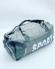 Cargar imagen en el visor de la galería, Maleta deportiva SPORT  con zapatera MOD 2021-333
