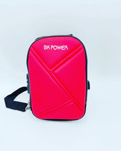 Cargar imagen en el visor de la galería, Pechera caballero entrada usb para power bank cierres  MOD 1810
