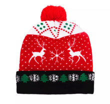 Cargar imagen en el visor de la galería, Gorro navideño de punto con luz LED para niños y adultos, gorro cálido iluminado, decoración de Año Nuevo varios diseños
