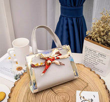 Cargar imagen en el visor de la galería, Bolsa mini para mujer, bandolera de piel sintética, estilo clásico, bonita, nueva versión coreana MOD BD31
