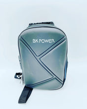 Cargar imagen en el visor de la galería, Pechera caballero entrada usb para power bank cierres  MOD 1810
