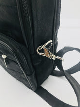 Cargar imagen en el visor de la galería, Mariconera piel genuina - mychinashop.com

