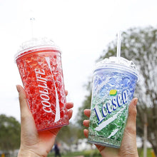 Cargar imagen en el visor de la galería, Botella de agua de mano para adultos, recipiente de hielo para Coca Cola, portátil, anticaída, resistente al desgaste, novedad MOD VAS-035
