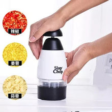 Cargar imagen en el visor de la galería, Cortador de verduras multifunción, picador perforador de ajos, suministros de cocina, prensa trituradora manual de verduras SLAP CHOP MOD 31401

