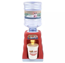 Cargar imagen en el visor de la galería, Mini dispensador de agua para los niños regalo lindo frío/Caliente agua, zumo, leche fuente de simulación de cerdo de dibujos animados juguete AZUL
