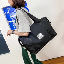 Cargar imagen en el visor de la galería, Bolso de viaje de tela Oxford para mujer, maleta de viaje de hombro informal, a la moda y escalable, bolsas de Yoga impermeables de gran capacidad MOD 2022-15
