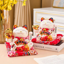 Cargar imagen en el visor de la galería, Ornamento de Mascota de gato de la suerte de estilo japonés, decoración de mostrador de restaurante de Sushi, decoración de sala de estar, artesanías de decoración de cerámica MOD ZH93

