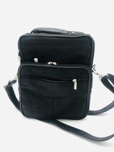 Cargar imagen en el visor de la galería, Mariconera piel genuina - mychinashop.com

