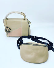 Cargar imagen en el visor de la galería, Bolsa de moda MOD 9834-17 con canguro y 3 compartimentos
