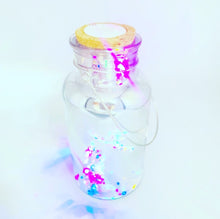 Cargar imagen en el visor de la galería, Botella luz led decorativa 18 cm alto   Diseño surtido amor mod 1800

