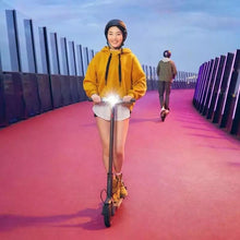 Cargar imagen en el visor de la galería, Patín eléctrico scooter adulto 30km/h llantas florecientes antiponchaduras de aluminio frenos de disco MOD SS2 batería 7.8 - mychinashop.com
