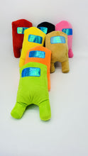 Cargar imagen en el visor de la galería, Peluche chico amongus varios colores - mychinashop.com
