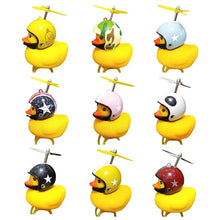 Cargar imagen en el visor de la galería, Campana de bicicleta pato para niños y adultos, pequeño pato amarillo con cuerno de casco, luz de pato de goma de juguete para ciclismo patos de goma para bicicleta

